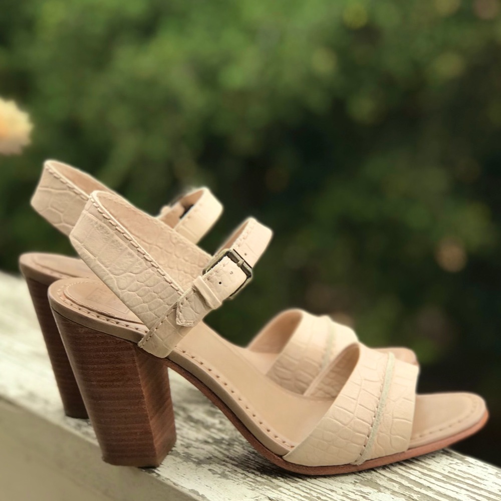 FRYE Alligator stamped Leather Strappy Heel